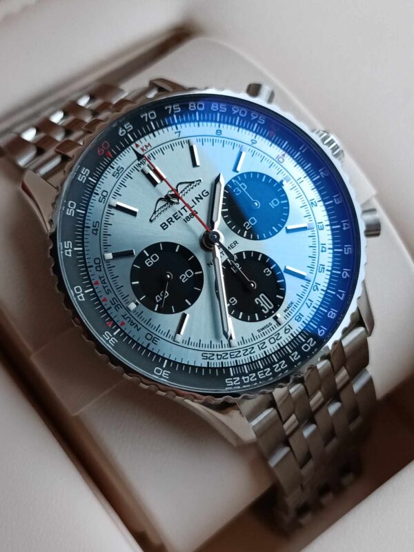 Breitling Navitimer B01 Chronograph Ice Blue - Image 3