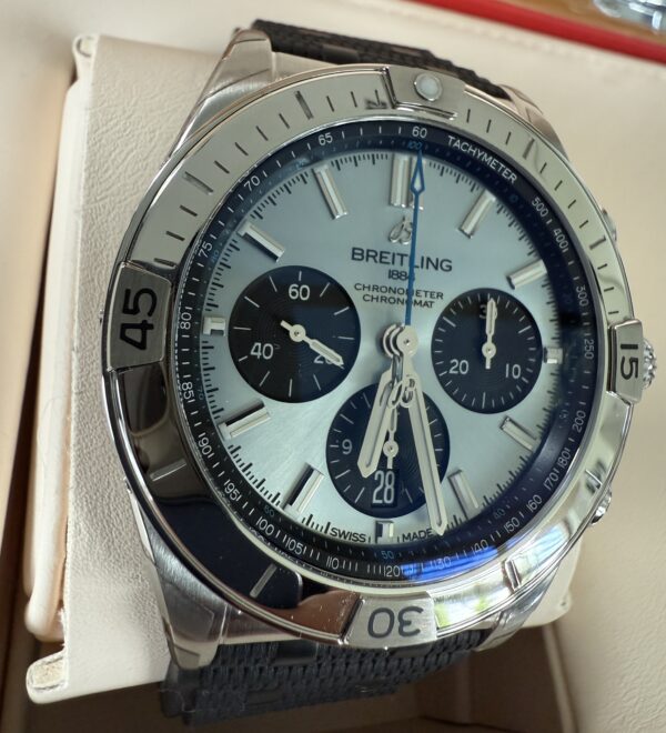 Breitling Chronomat B01 Chronograph (stal / platyna) - obrazek 4