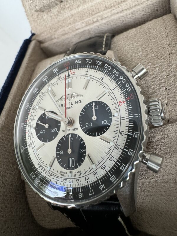 Breitling Navitimer B01 Chronograph 43mm - obrazek 3