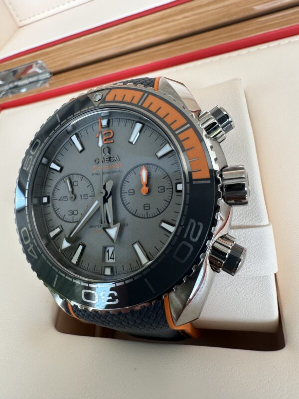 Omega Seamaster Planet Ocean Chronograph Titanium - Image 2