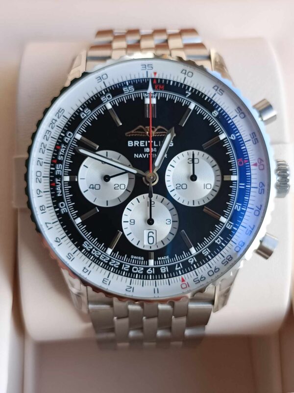 Breitling Navitimer B01 Chronograph - Image 2