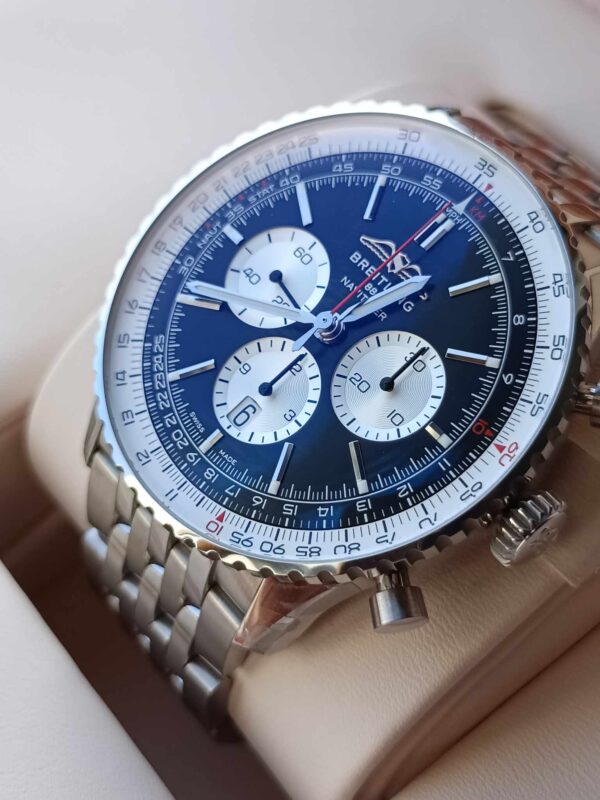 Breitling Navitimer B01 Chronograph 46mm - Image 3