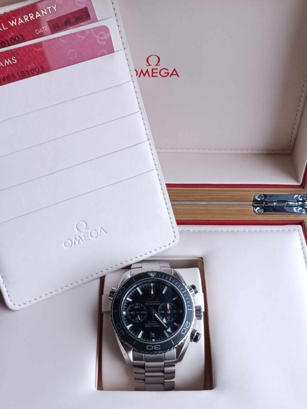 Omega Seamaster Planet Ocean Chronograph - Image 6