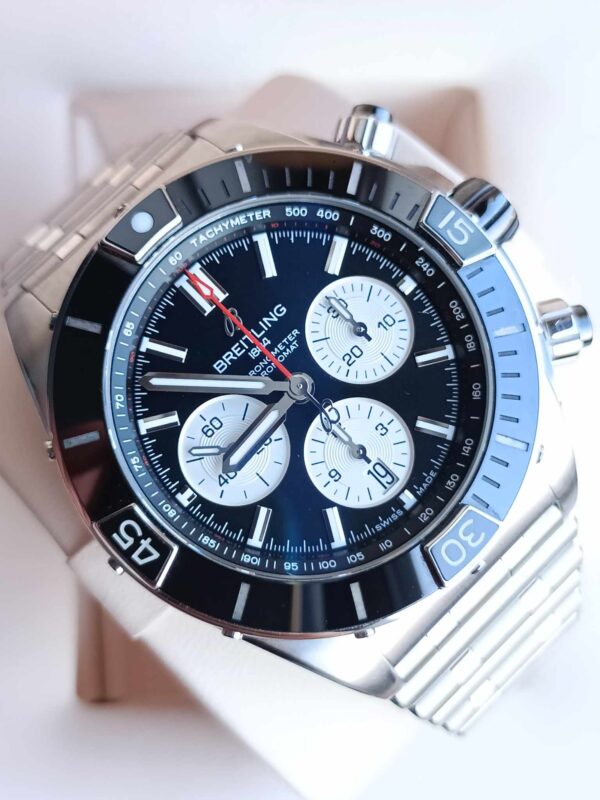 Breitling Super Chronomat B01