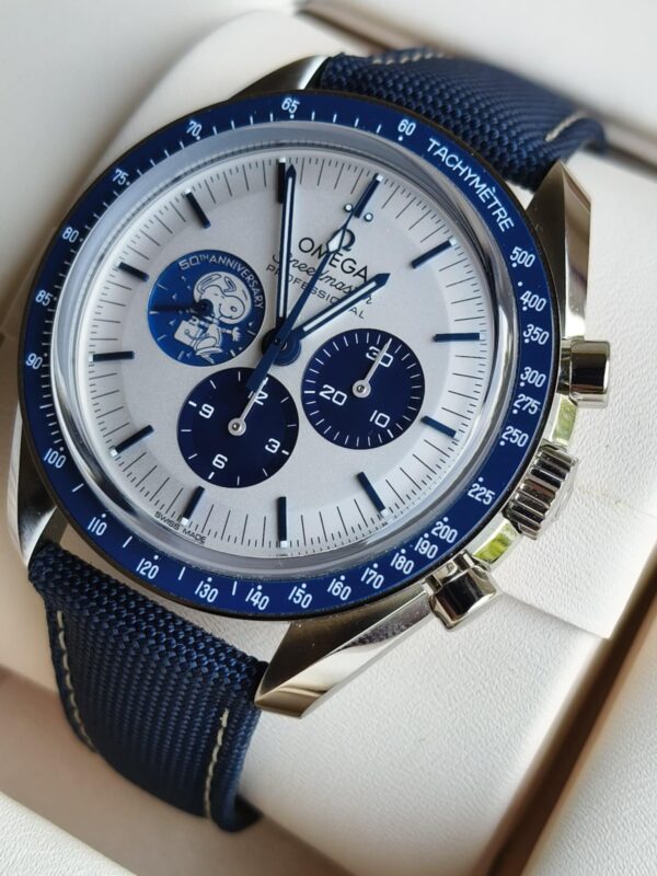 Omega Speedmaster Anniversary Series “Silver Snoopy Award” - obrazek 4