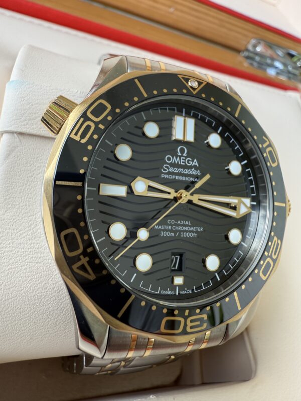 Omega Seamaster Diver 300M (stal / żółte złoto 18K) - obrazek 4