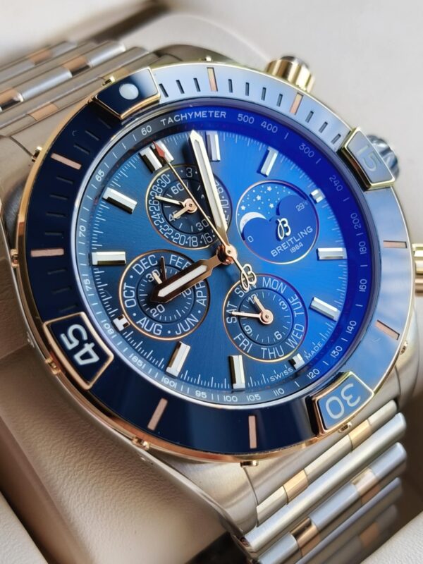 Breitling Super Chronomat Four-Year Calendar (stal / różowe złoto 18K) - obrazek 4