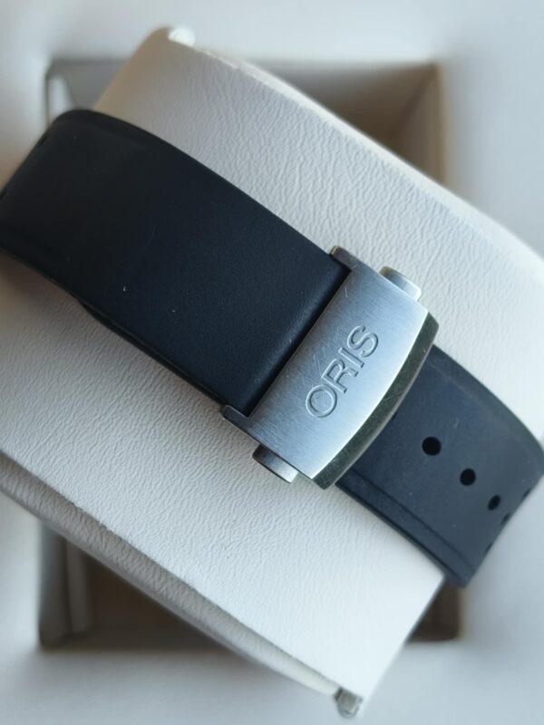 Oris Artix GT Chronograph Date - Image 5