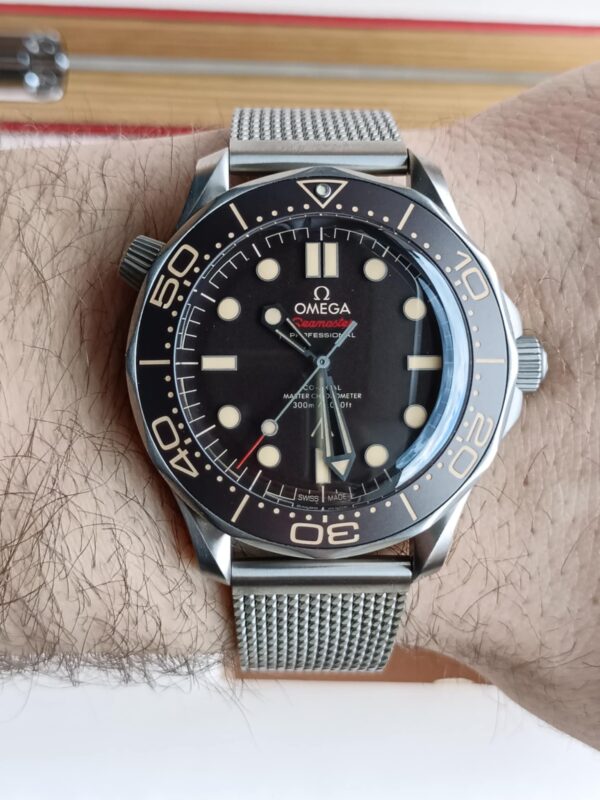 Omega Seamaster Diver 300M James Bond No Time To Die - obrazek 5