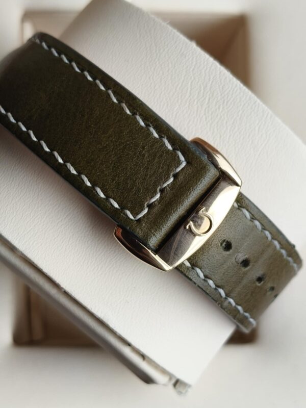 Omega Speedmaster Broad Arrow Rose Gold - Image 6
