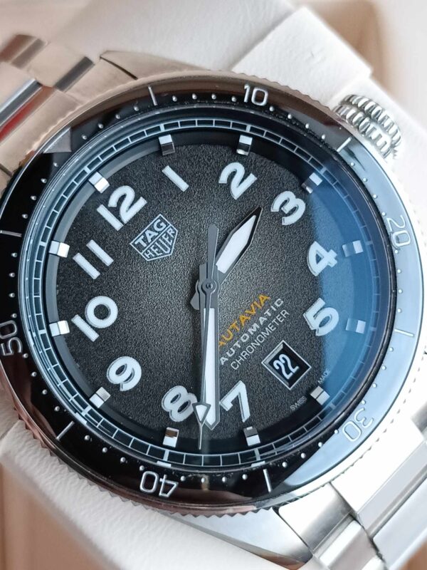 TAG Heuer Autavia - Image 5