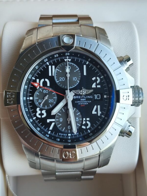 Breitling Avenger Chronograph GMT - Image 2