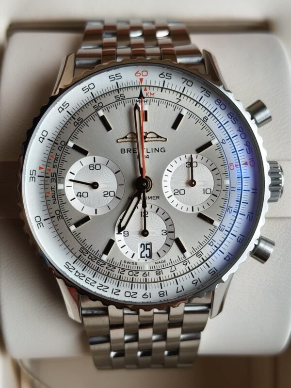 Breitling Navitimer B01 Chronograph - Image 2