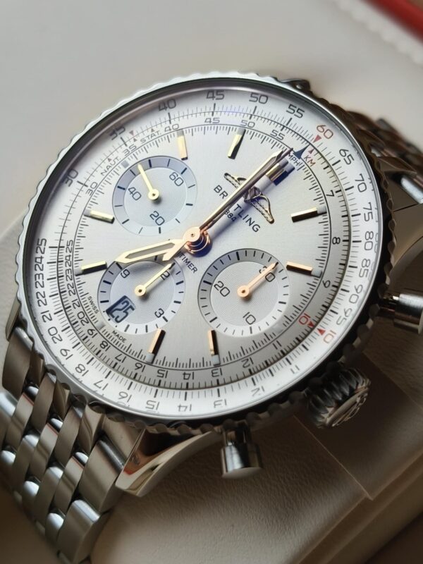 Breitling Navitimer B01 Chronograph - Image 3