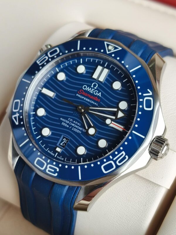 Omega Seamaster Diver 300M - obrazek 3