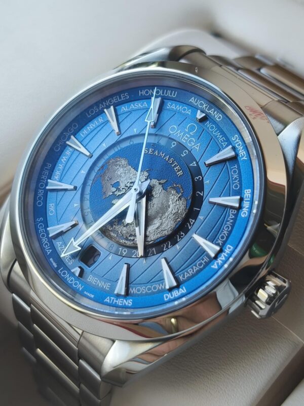 Omega Seamaster Aqua Terra Worldtimer Summer Blue - Image 3