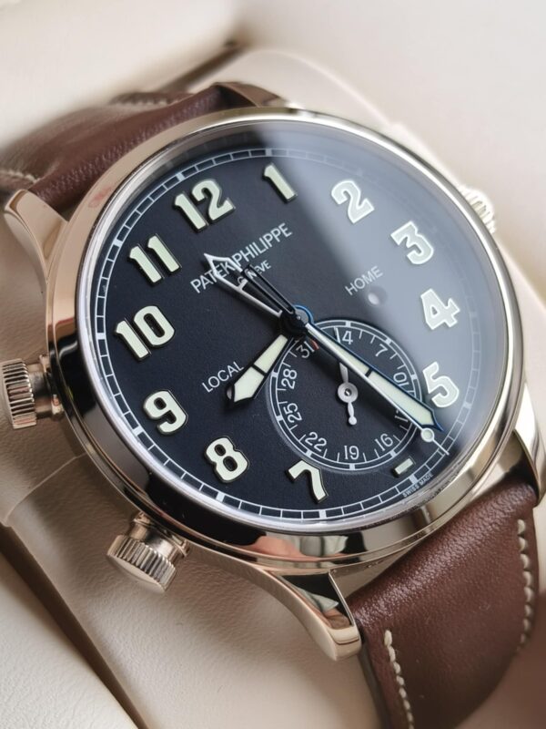 Patek Philippe Calatrava Pilot Travel Time - Image 4