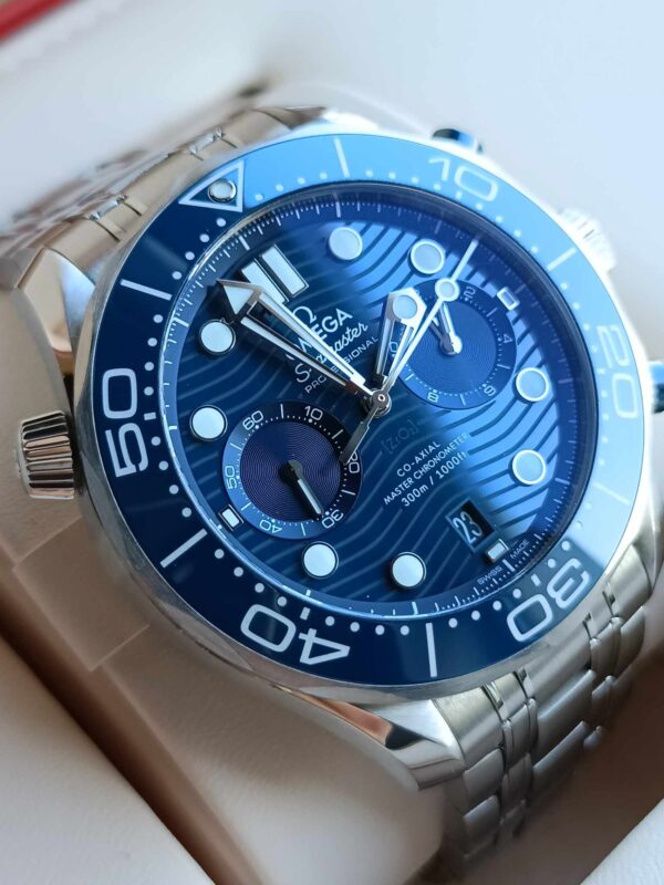 Omega Seamaster Diver 300M Chronograph - Image 4