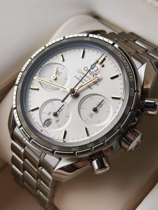 Omega Speedmaster Chronograph - Image 3