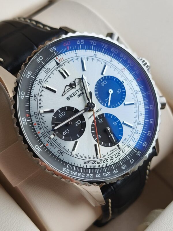 Breitling Navitimer B01 Chronograph - Image 4