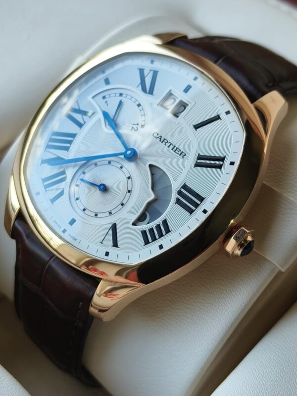Cartier Drive de Cartier Large Date Retrograde Second Time Zone Day/Night - Image 3