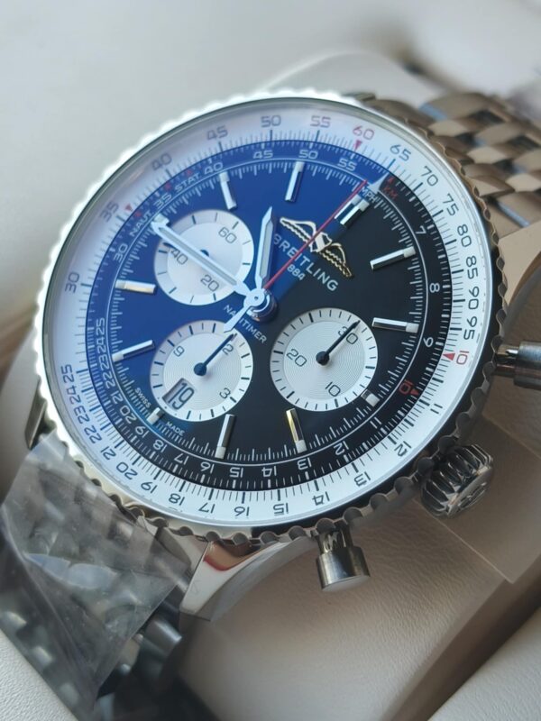 Breitling Navitimer B01 Chronograph - Image 3