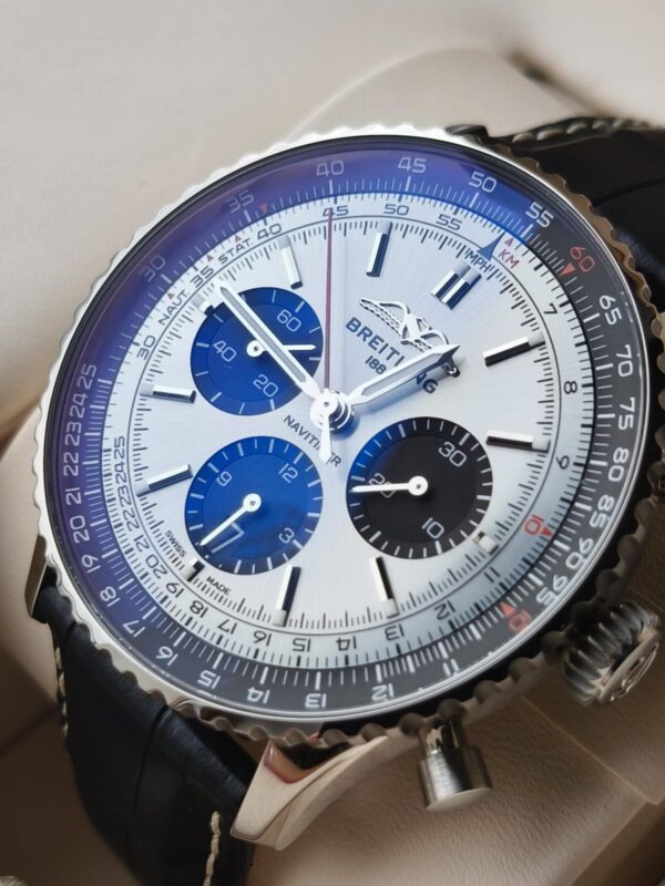 Breitling Navitimer B01 Chronograph - Image 3