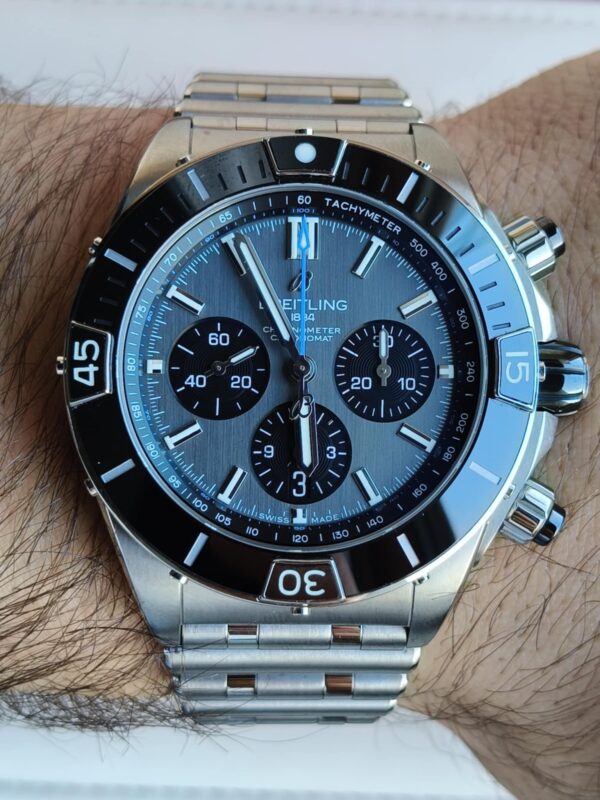 Breitling Super Chronomat B01 - Image 5