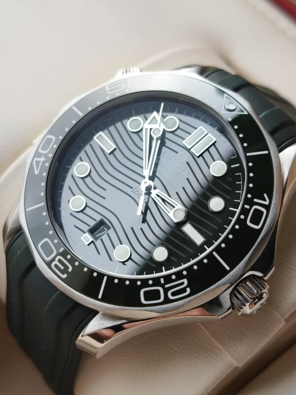Omega Seamaster Diver 300M - Image 3