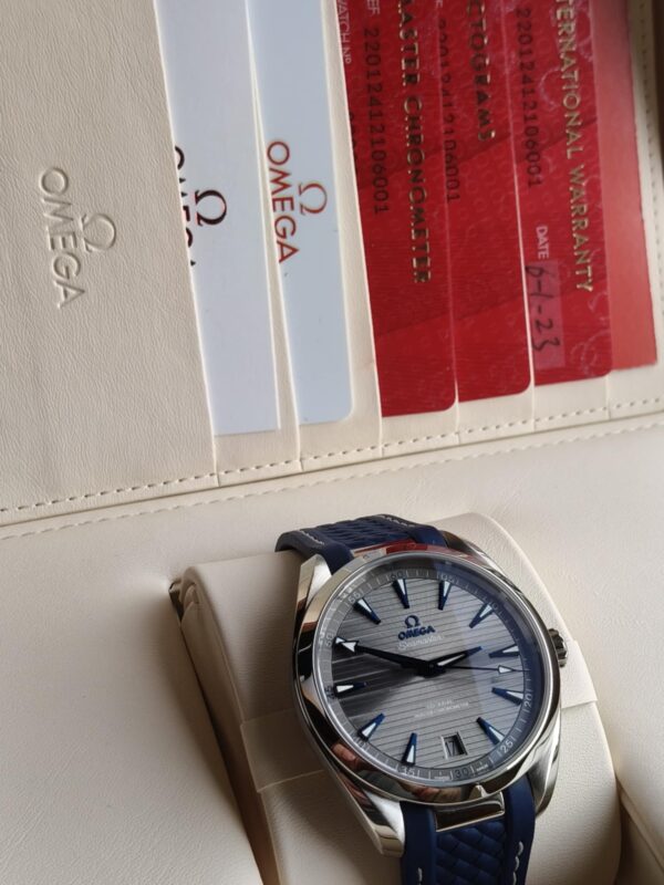 Omega Seamaster Aqua Terra - Image 7