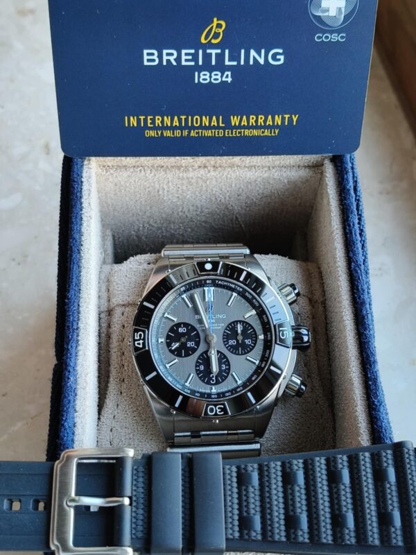 Breitling Super Chronomat B01 - Image 7