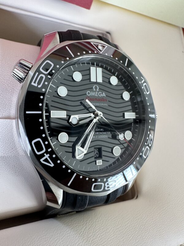 Omega Seamaster Diver 300M - Image 4