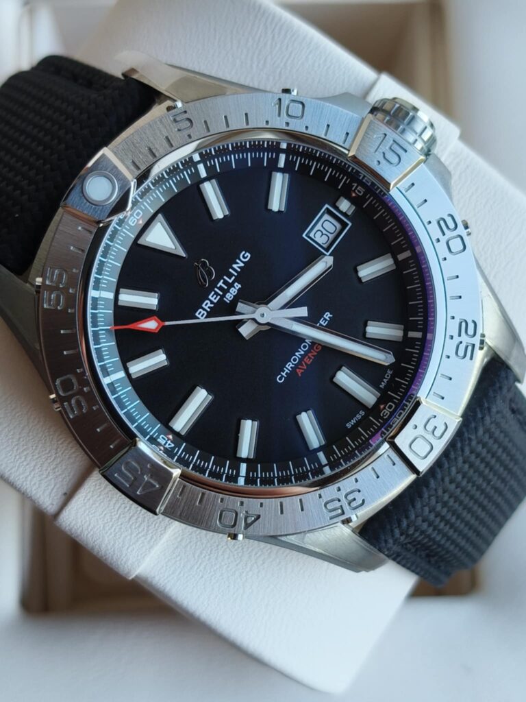 Breitling Avenger Automatic