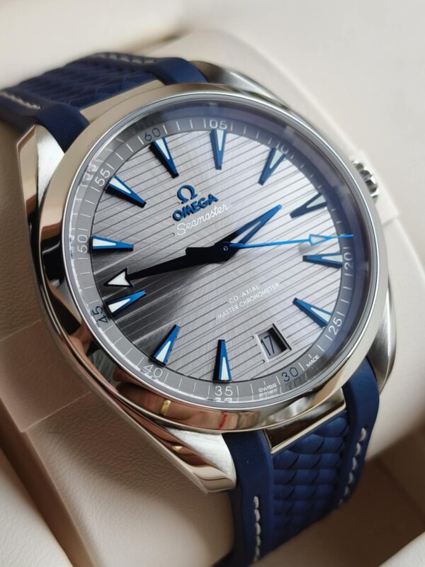 Omega Seamaster Aqua Terra - Image 4